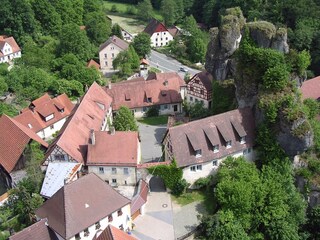 Blick in den Innenhof des Fränkische-Schweiz-Museum