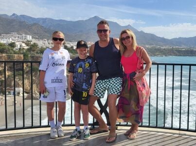 Firma Fam van Assen - Herr Mark Van Assen