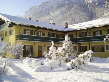 Holiday apartment B in Country house Waldhauser
