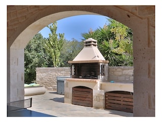 gemauerter Grill & Gasgrill