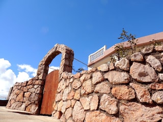 This is not Arc de Triomphe