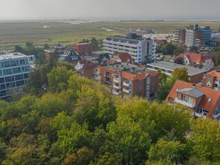 Luftbild mit Meerespanorama
