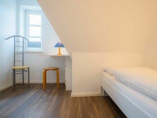 2. Schlafzimmer