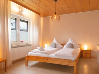 1. Schlafzimmer