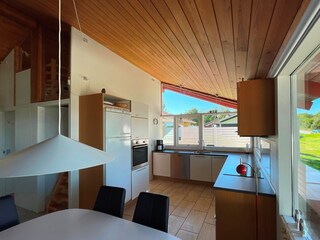 Bright, practical kitchen with all modern appliances