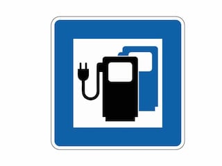 2 Ladesäulen (max. 22 KW)