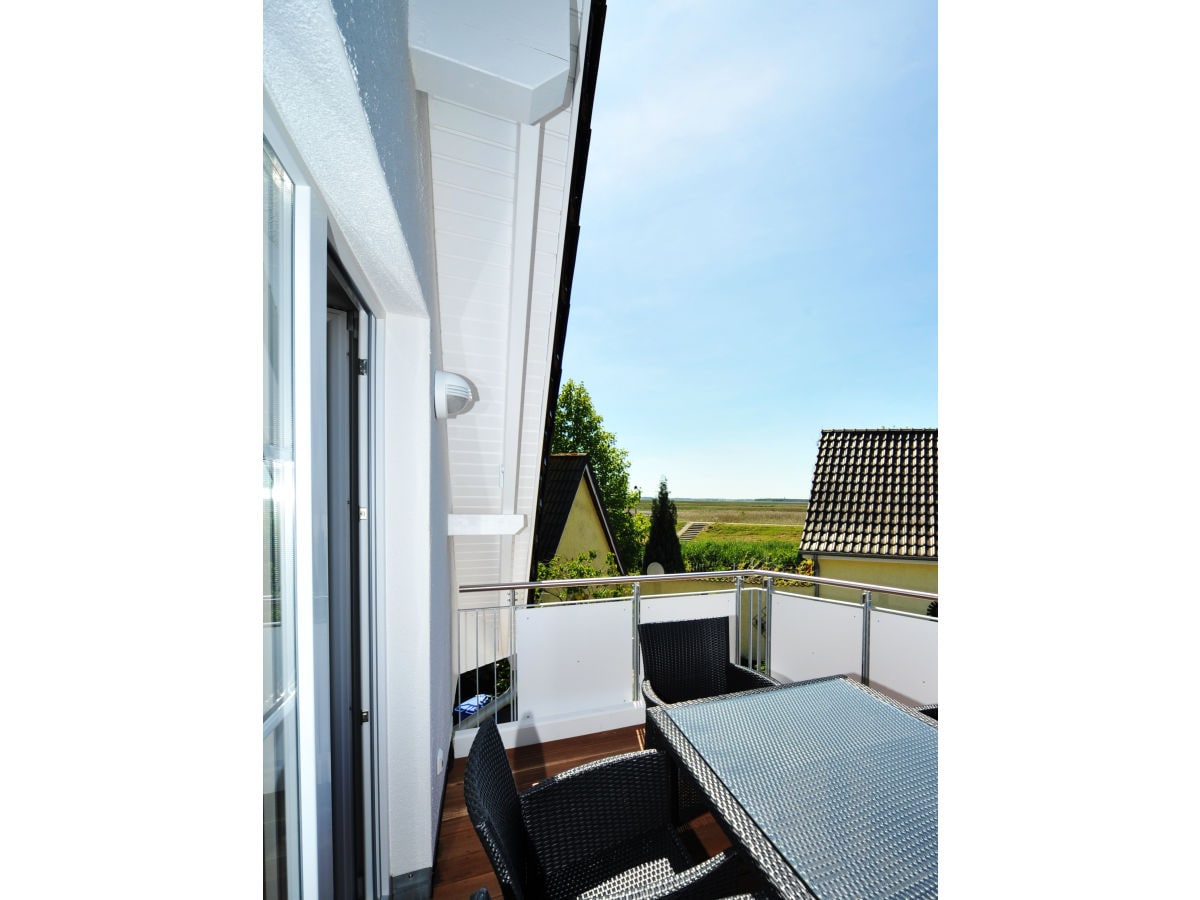 Balkon mit Boddenblick