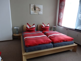 Schlafzimmer mit Ergo-Matratzen