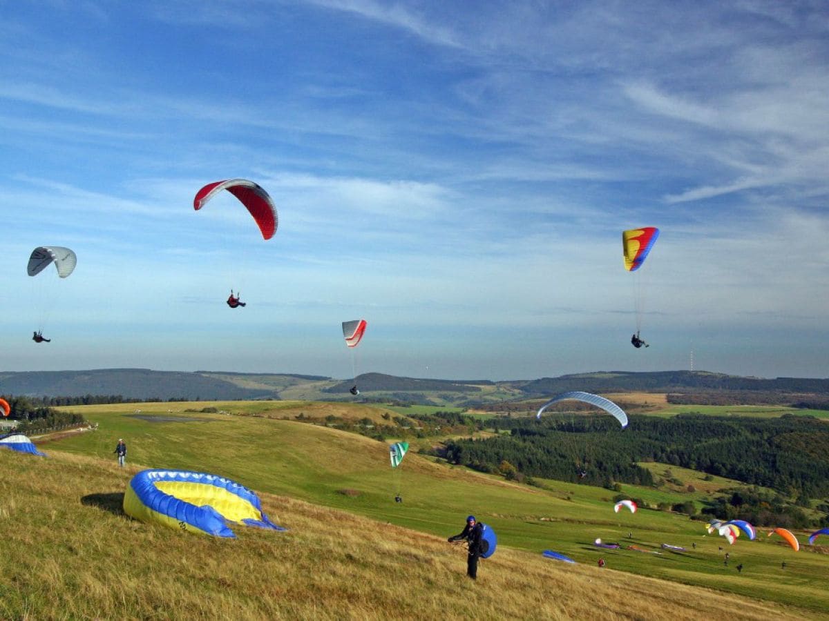 Gleitschirmfliegen auf der Wasserkuppe