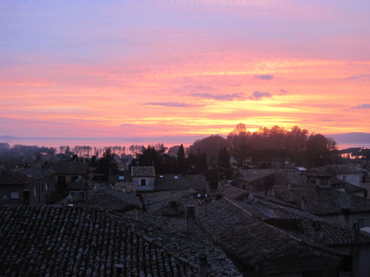 Sonnenuntergang auf der Terrasse