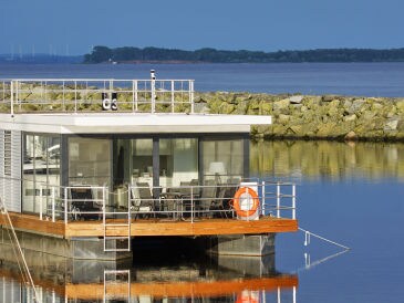 Hausboot FLOATING 44 Boltenhagen