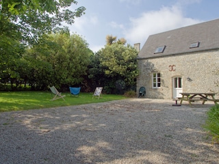 Ferienhaus Fresville Außenaufnahme 1