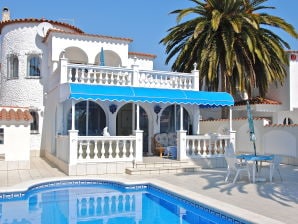 Villa Dora mit Pool und Bootsliegeplatz - Empuriabrava - image1