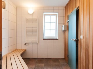 Sauna mit Fussbodenheizung