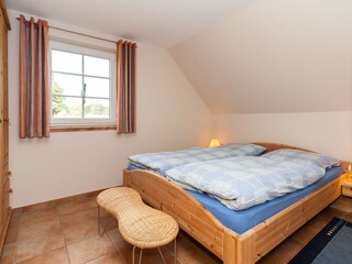 Schlafzimmer unten