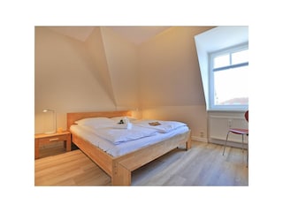 Seebach Whg. S25 - Blick in das Schlafzimmer mit einem Doppelbett