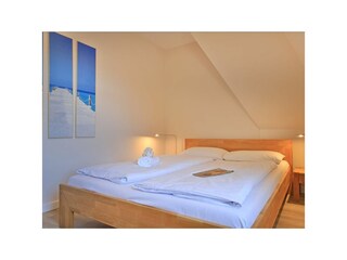 Seebach Whg. S25 - Blick in das Schlafzimmer mit einem Doppelbett