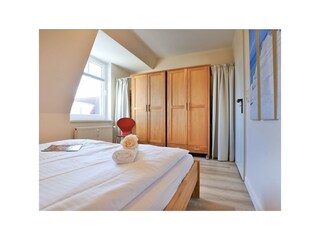 Seebach Whg. S25 - Blick in das Schlafzimmer mit einem Doppelbett