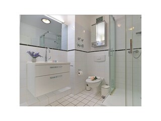 Seebach Whg. S25 - Blick in das schöne Duschbad