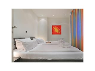 Villa Wagenknecht Whg. 3 - Blick in das Schlafzimmer mit einem Doppelbett