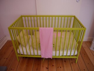 Babybett auf Wunsch                ( Größe :1,2 x 0,6m)